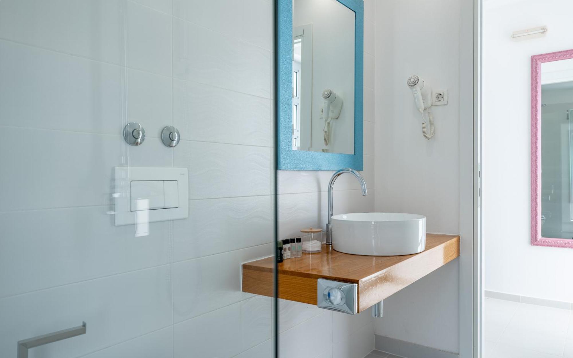 Chambre Double Deluxe avec Douche