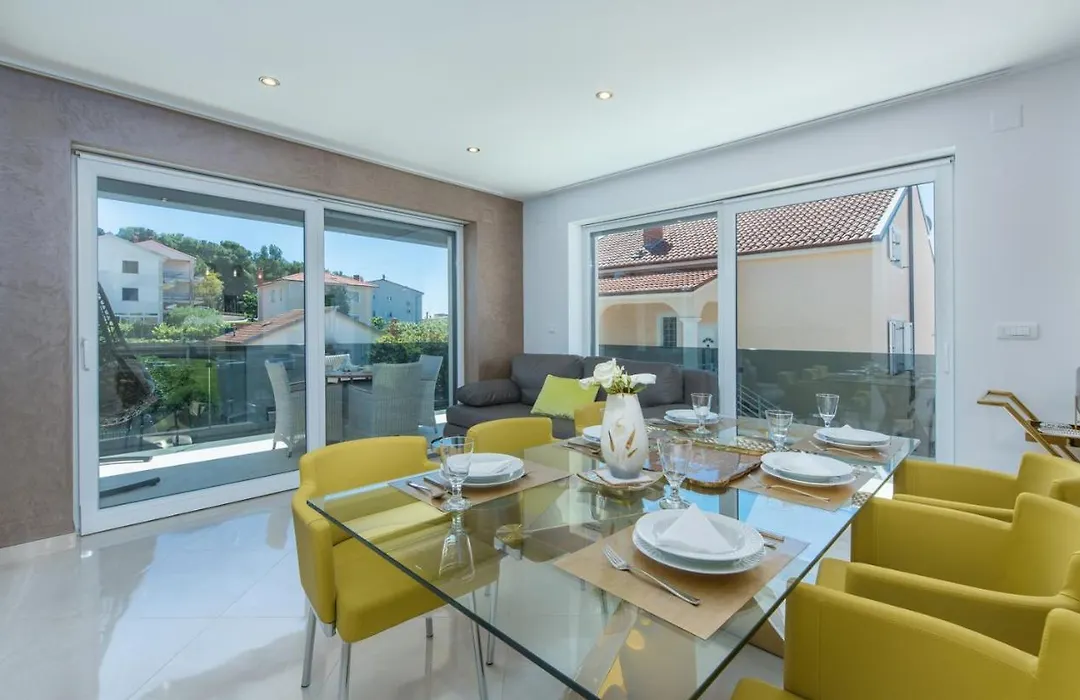 Modern Apartments With Shared Pool Near The Sea-1