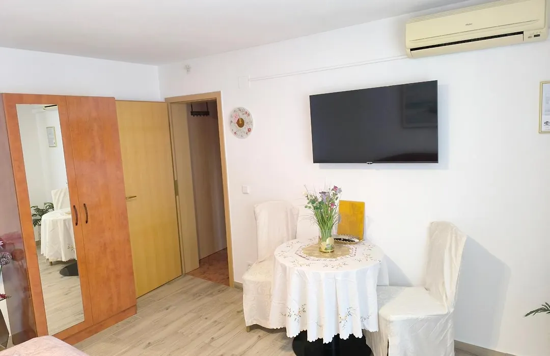 Apartments Anita-1