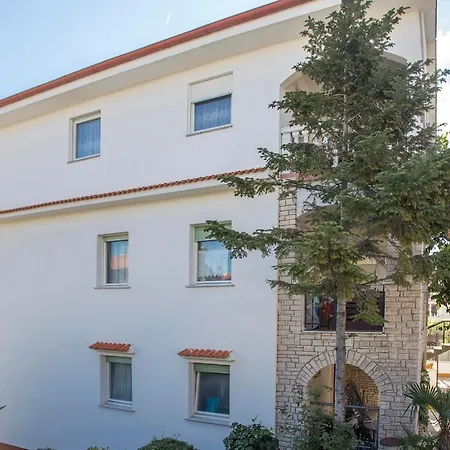 Apartments Jaksa-3