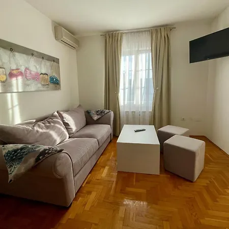 B&B-Ld-2
