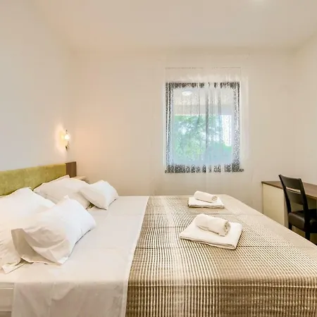 Rooms K&T sea side luxury-2